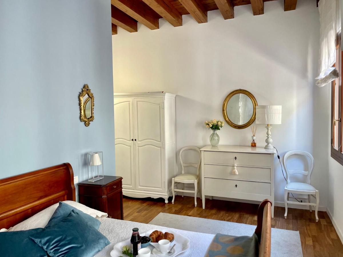 Santa Caterina: Charming Apartment Treviso Bagian luar foto