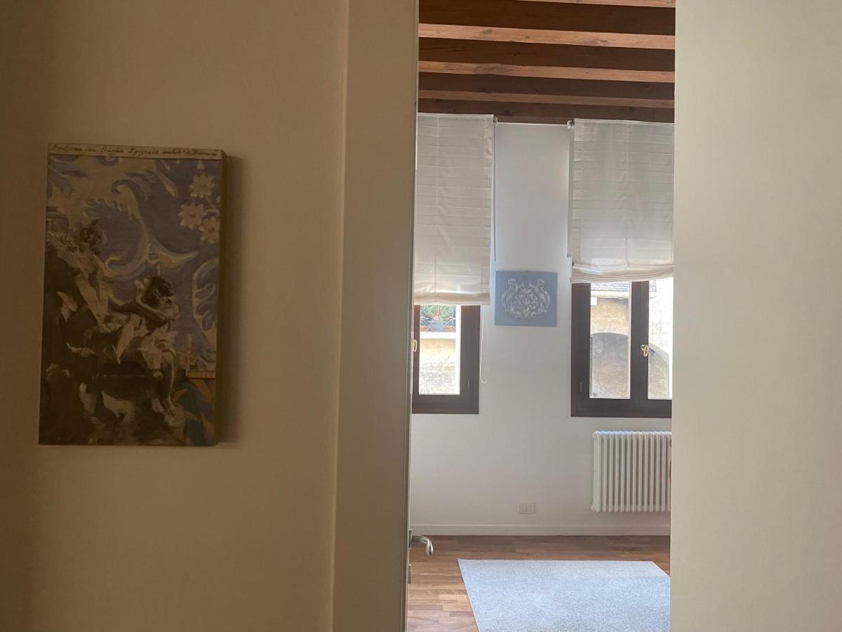 Santa Caterina: Charming Apartment Treviso Bagian luar foto
