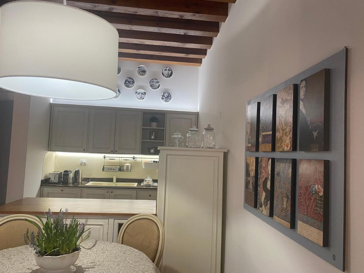 Santa Caterina: Charming Apartment Treviso Bagian luar foto