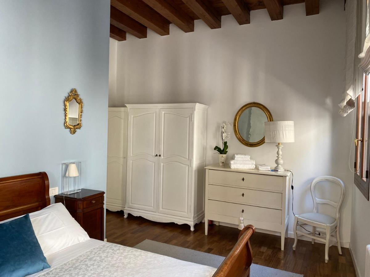 Santa Caterina: Charming Apartment Treviso Bagian luar foto