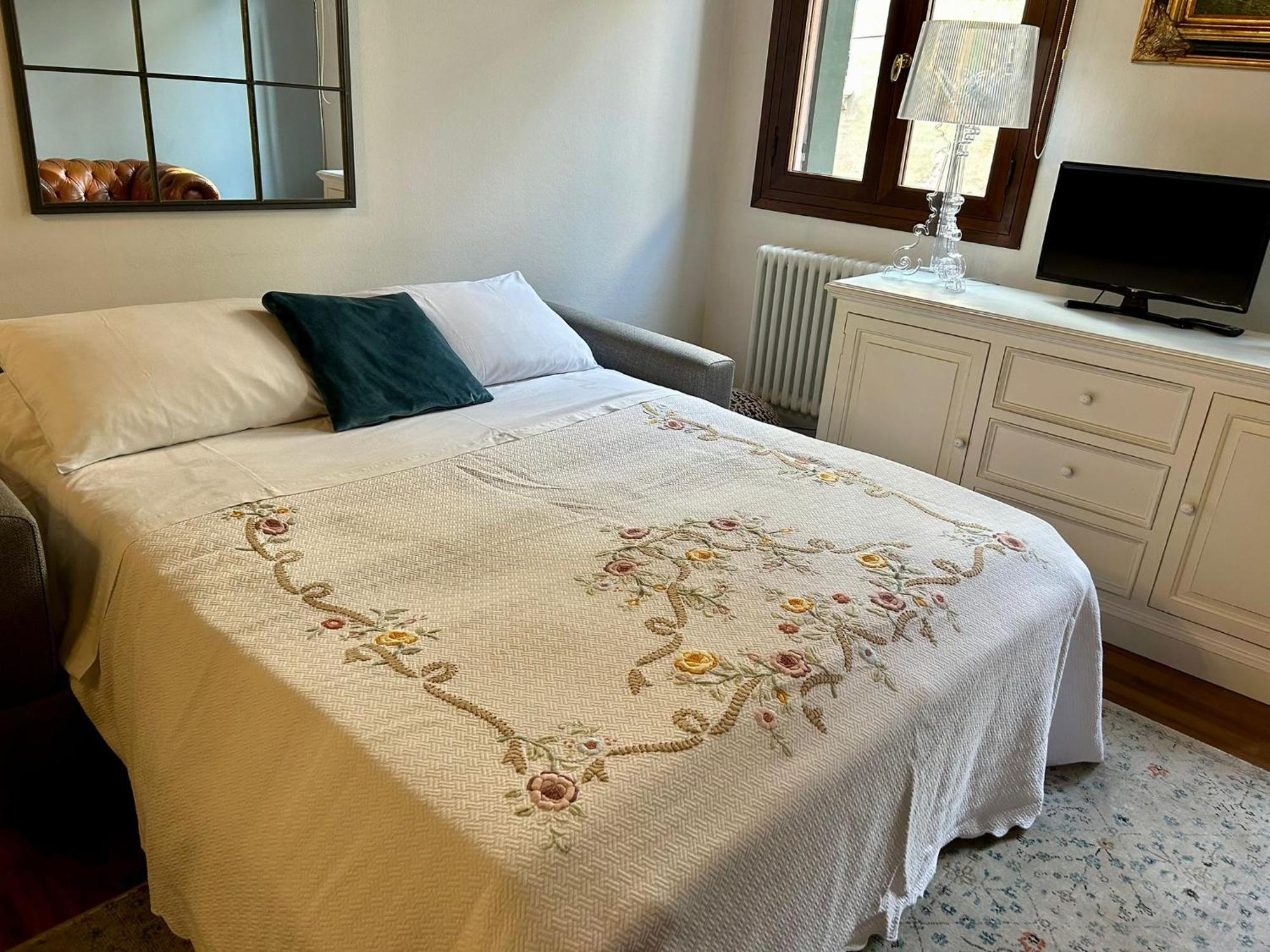 Santa Caterina: Charming Apartment Treviso Bagian luar foto