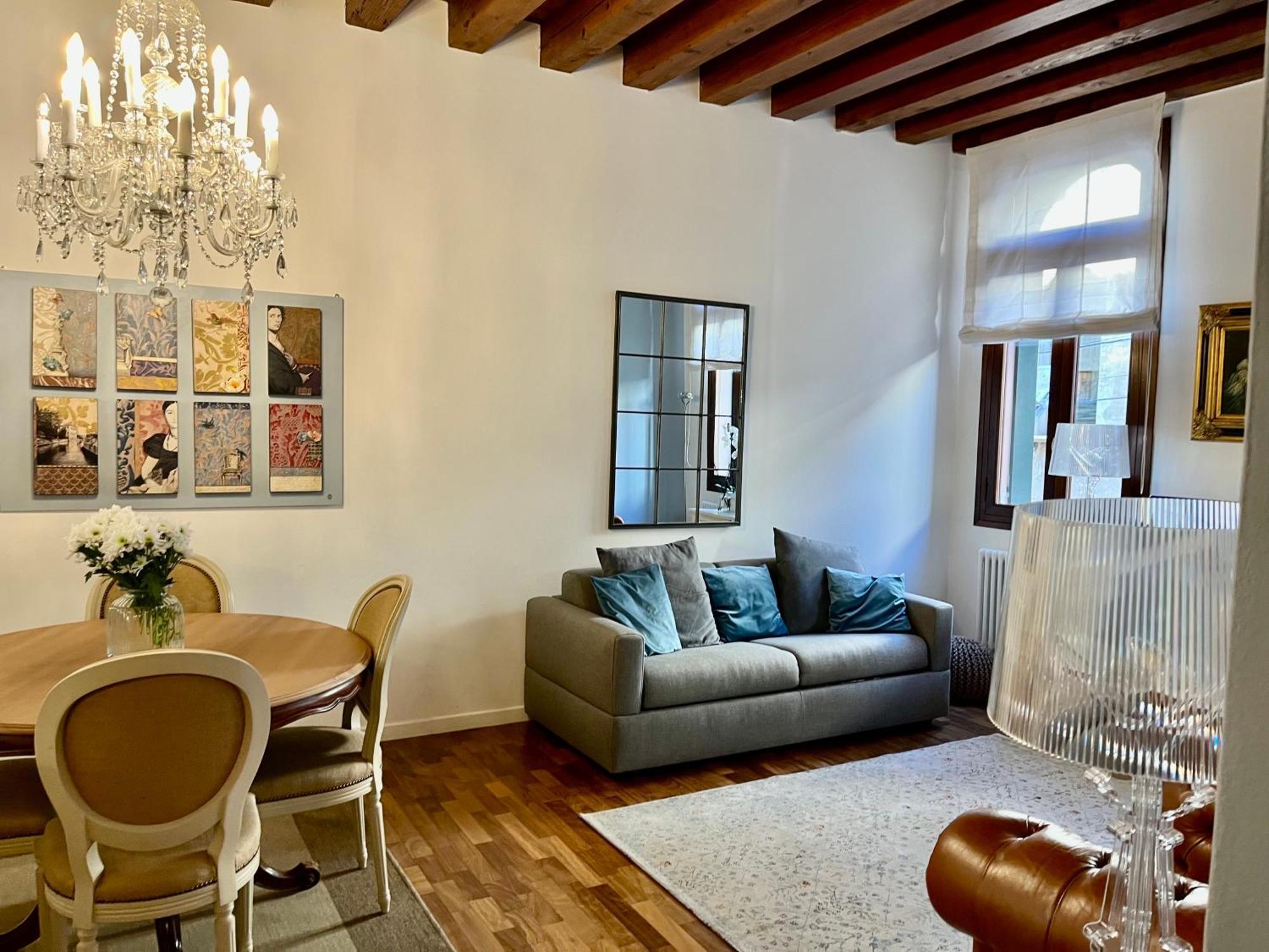 Santa Caterina: Charming Apartment Treviso Bagian luar foto